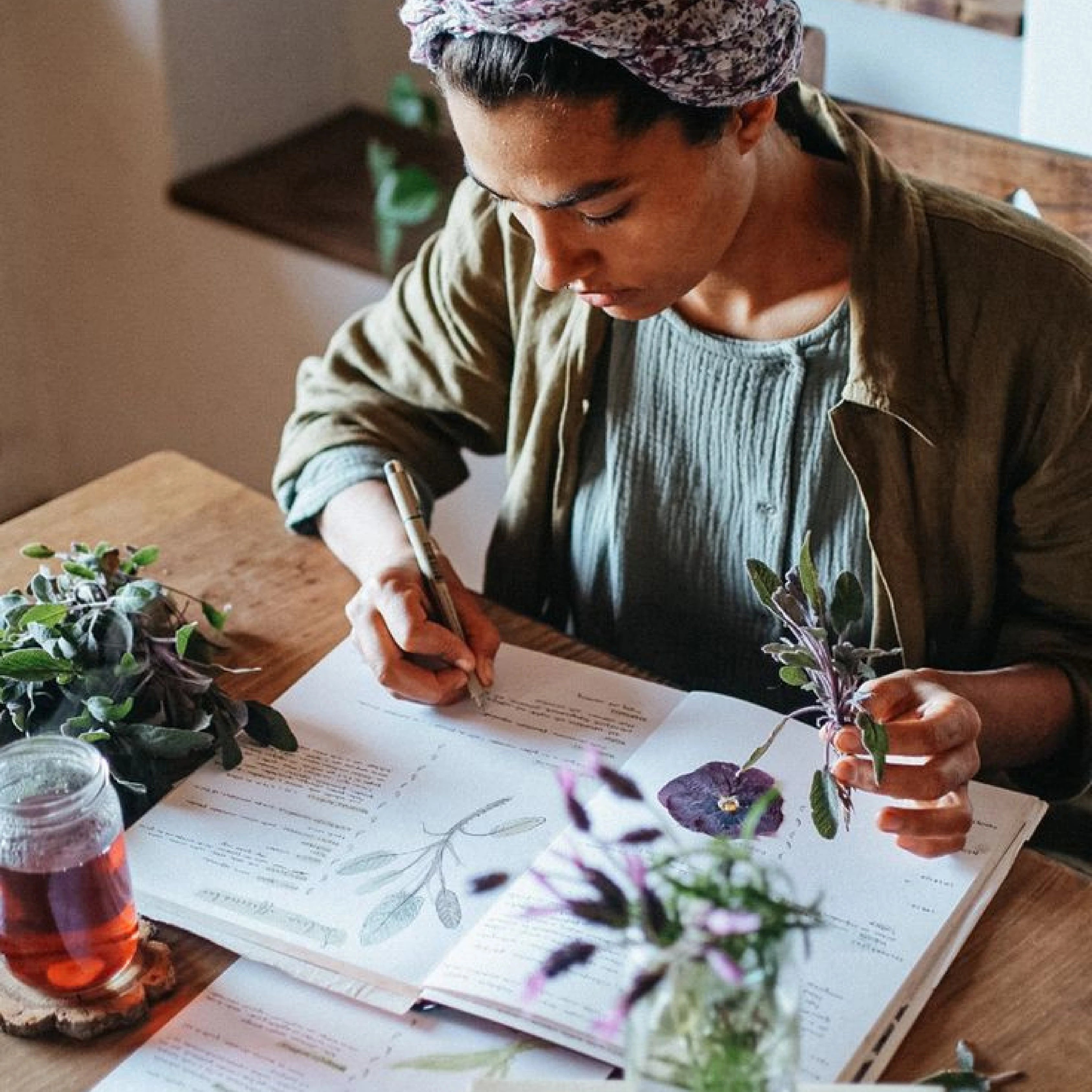 Parche de CBD Dane para el alivio natural del dolor menstrual